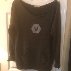 Wodlife off the shoulder sweater